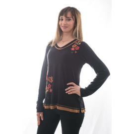 BLACK BLOUSE WITH FLORAL EMBROIDERY SIZE ML