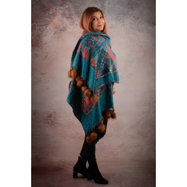 BLUE SHAWL WITH HAND MADE EMBROIDERY AND INDIA ARTIFICIAL FUR